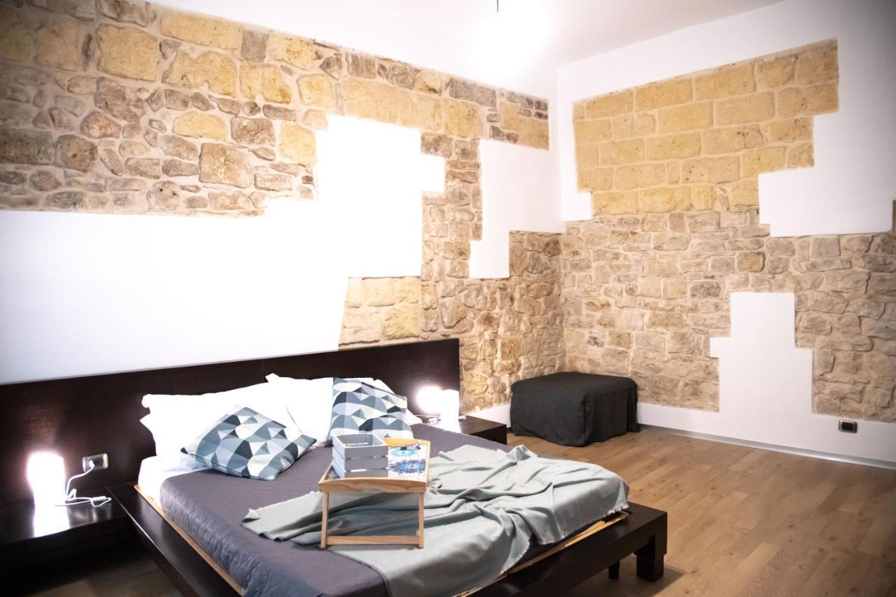 La Giudecca Trani Bed & Breakfast ภายนอก รูปภาพ