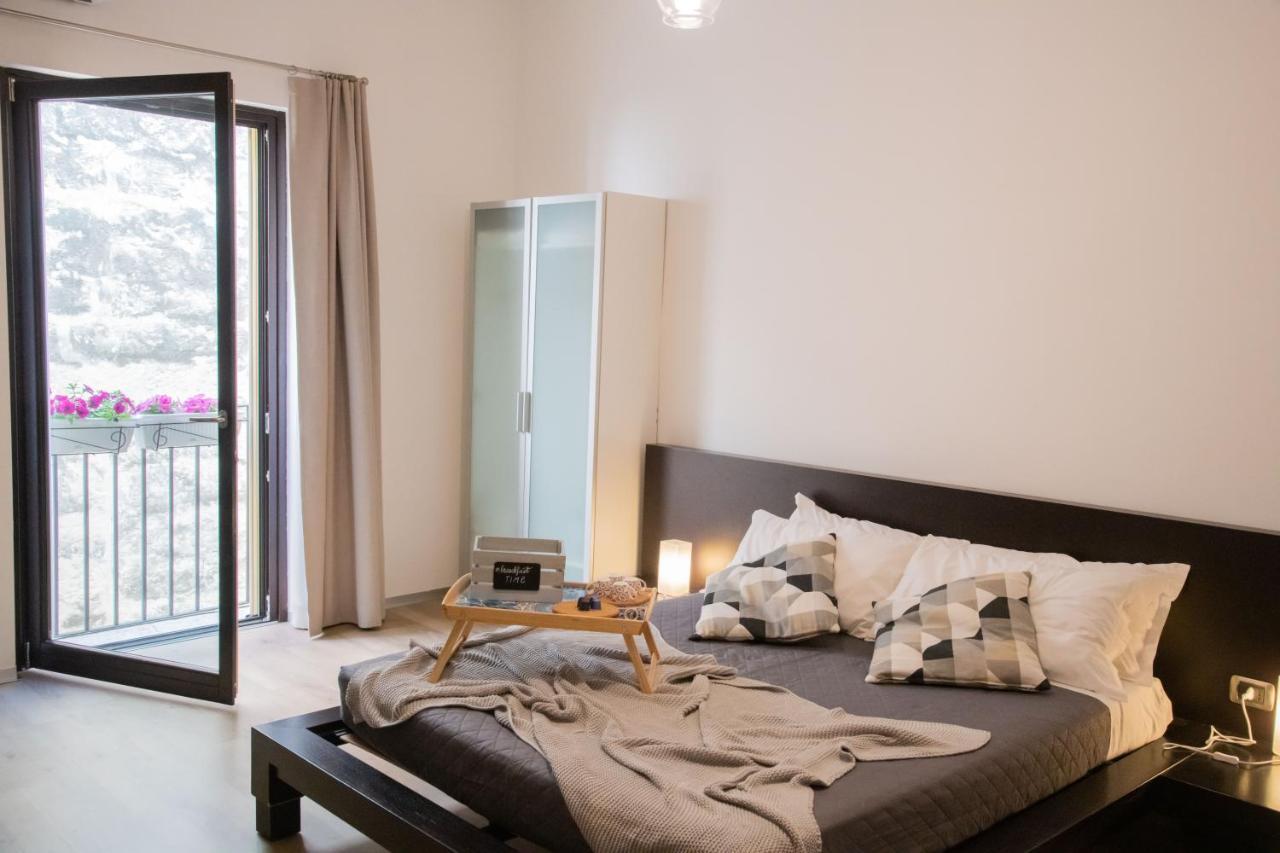 La Giudecca Trani Bed & Breakfast ภายนอก รูปภาพ